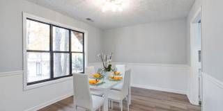 1213 Hanover Place Gallery 8