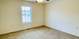 3 Bedroom, 2.5 Bath Two Level Townhouse Gallery 8