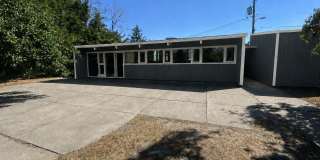 Six Bedroom House Near Campus! Gallery 1