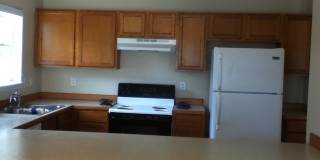 4 Bedroom 2 Bathroom House - Close to MSU Campus Gallery 8