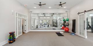 Everleigh Deerfield Age 55+ Apartment Homes Gallery 13