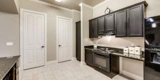 Majors Place Gallery 23