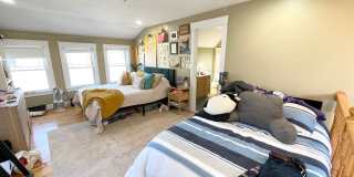Mission Hill 4 Bed – 3.5 Bath – Central Air – Garage Parking – No Fee – 9/1 Gallery 6