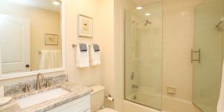 ** BEAUTIFUL UPDATED FURNISHED 2/2 CONDO IN WILD PINES BONITA BAY, BONITA SPRINGS** Gallery 17