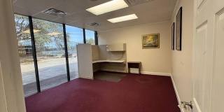 10555 LAKE FOREST Boulevard Gallery 6
