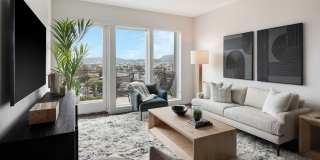 Silva Los Angeles Gallery 22