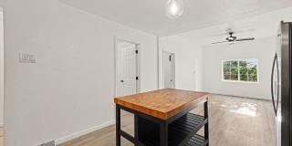 Highlands 3BR Rental – In-Unit Laundry, Storage & Outdoor Space Gallery 9