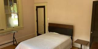 20 Dufferin St Gallery 56