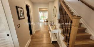4 Bed/3.5 Bath, 3306 Sqft - 10074 E Lake Dr. Gallery 5