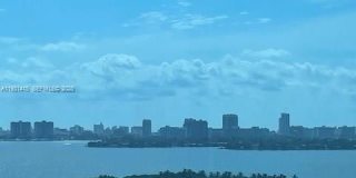 700 NE 25th St Gallery 1