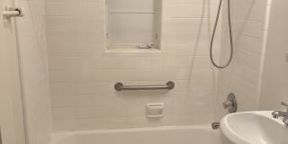 2718 East 18th Street Gallery 21