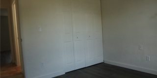 320 Harry Avenue S Gallery 24