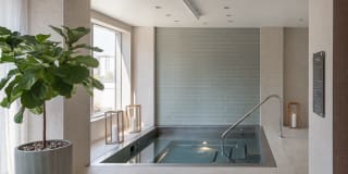 McKenzie McKenzie Gallery 3