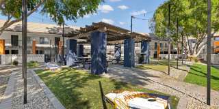 The Halston Gallery 20