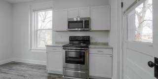 3226 East 11th Street - B 3226 East 11th Street - B Gallery 7