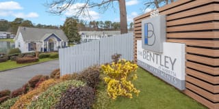 The Bentley at Marietta Gallery 13