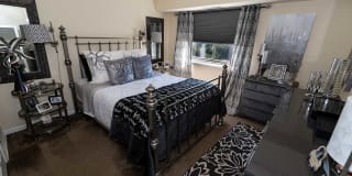 Laurel Village Apartments Gallery 4