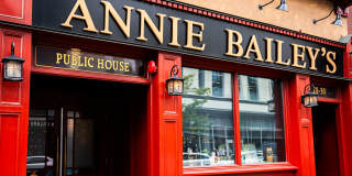 202 Queen Gallery 36