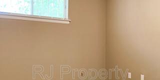 2093 Jefferson Ave Gallery 5