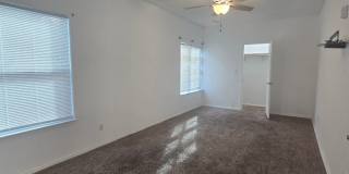 3-4 bedroom in Enchanted Hills! Gallery 11