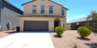 Newer 5-Bedroom + Loft Home in a Prime Phoenix Location! Newer 5-Bedroom + Loft Home in a Prime Phoenix Location! Gallery 1