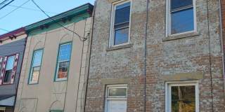 The Best of South Fairmount, cozy 3 bedroom 2 story townhouse The Best of South Fairmount, cozy 3 bedroom 2 story townhouse Gallery 1