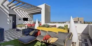 The Linden Gallery 22