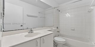 16889 SW 1st Mnr Gallery 9
