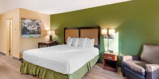 Los Angeles - Ontario Airport Gallery 24