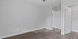 2224 Hilton St. Gallery 14