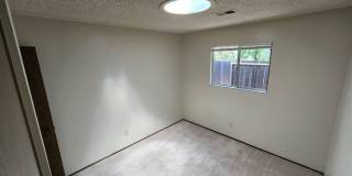 Gorgeous 3 Bedroom, 2 Bath home in great location Gallery 7