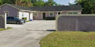 Spacious 1BR/1BA in Sanford Triplex – High Ceilings & Great Storage! Gallery 1