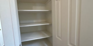 3 bedroom 2 bath In The Heart of Eagle Gallery 21