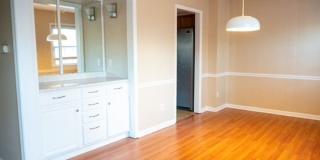 Large 3 Bedroom 2.5 Bath Townhome in Prime Location-Francisco Place Community! Gallery 3