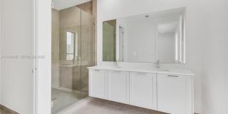 8037 NW 42nd St Gallery 23