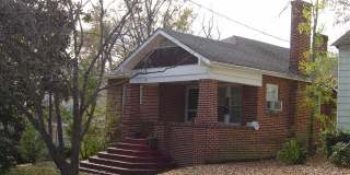 1 BR Duplex w/ Lawn Service Included Gallery 1