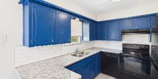 324 NW Compass Gallery 11
