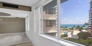 5255 Collins Ave 5255 Collins Ave Gallery 1