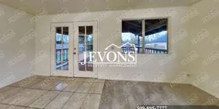 Enjoy the new appliances in this lovely single-family home located in the heart of Tacoma Gallery 21