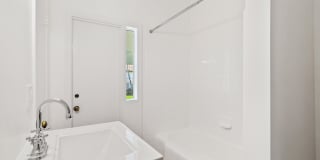 210 Russlyn Drive Gallery 17