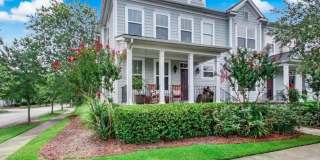 Comfort & Convenience: 3BR End-Unit Townhome in Pooler Gallery 1