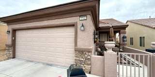 Great single-story two bedroom home in Sun City Aliante with golf course view Gallery 1