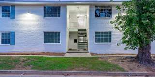 Charming 1-bedroom, 1-bath apartment located in the highly sought-after Rosewood area! - Apt 1 Gallery 22
