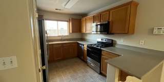 Charming home for rent in Visalia Gallery 8