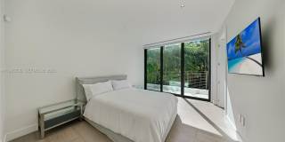 420 N Hibiscus Dr Gallery 25