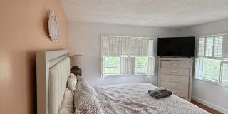 5981 N Falls Cir Dr Gallery 10