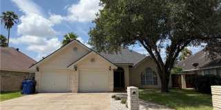 512 E Redbud Avenue Gallery 1
