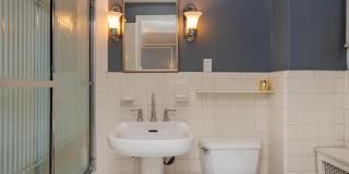 1901 WALNUT STREET Gallery 15