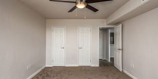 The Landmark Gallery 12