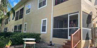 FULLY FURNISHED - Peaceful 4 Bed / 2 Bath Condo Gallery 13